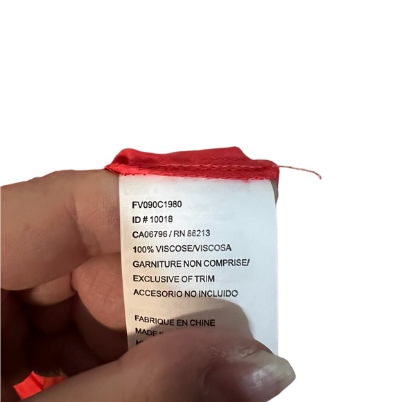 🆕. A pretty dress by Tristan in size medium - Picture 4 of 6